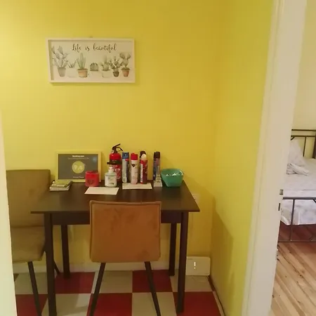 Apartamento Tonias Place *