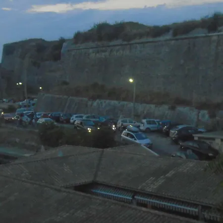 Tonias Place * Corfu (city)