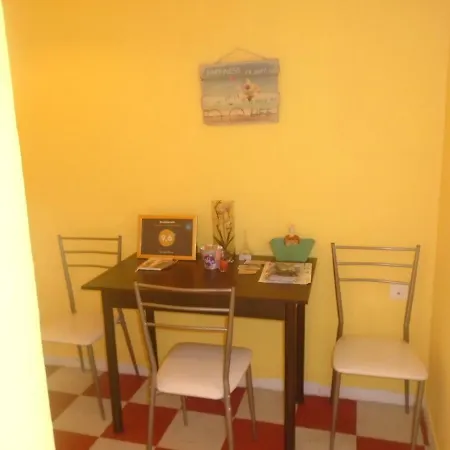 Tonias Place Apartament